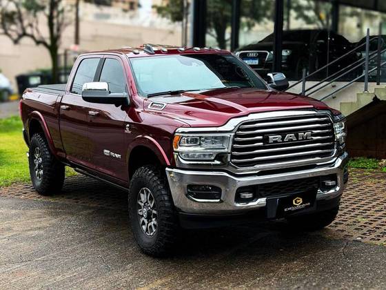 RAM 3500 6.7 I6 TURBO DIESEL LIMITED LONGHORN CD 4X4  AUTOMÁTICO
